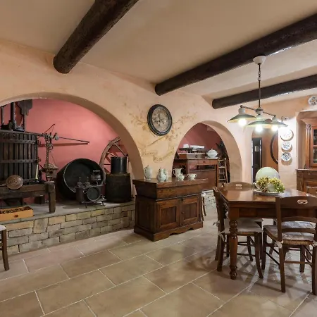 Casa Di Patty By Interhome